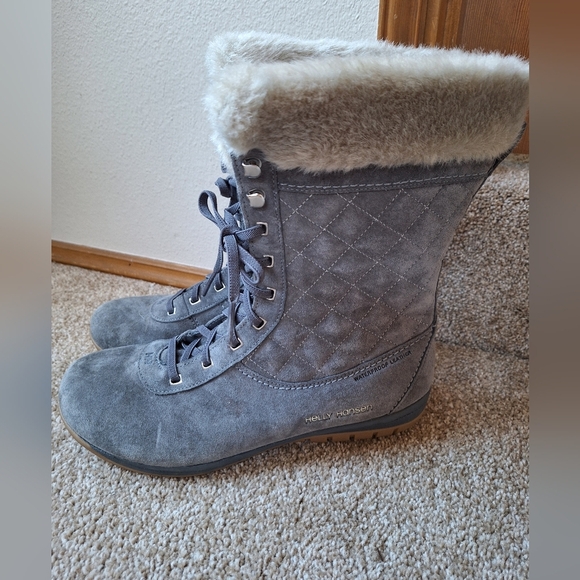 Helly Hansen Eir 4 Gray Waterproof Suede Lace Up Fur Snowboots Womens size 10 - Picture 1 of 10